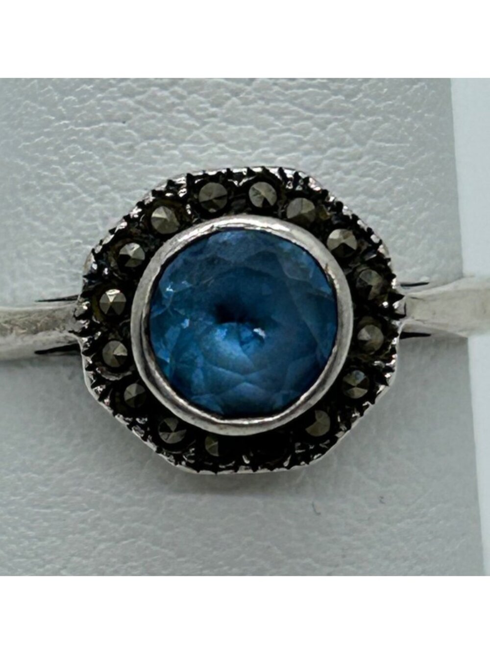 Vintage 925 Sterling Silver Blue Stone & Marcasite Halo Ring Size 6 - Picture 11 of 15